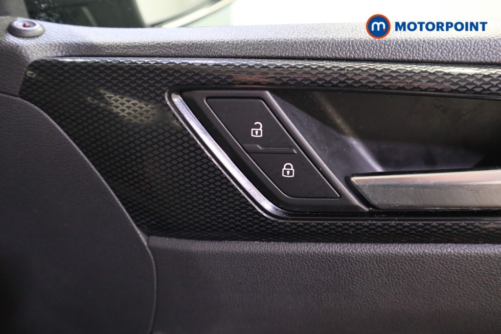 Volkswagen Polo Life Manual Petrol Hatchback - Stock Number (1623350) - 14th supplementary image