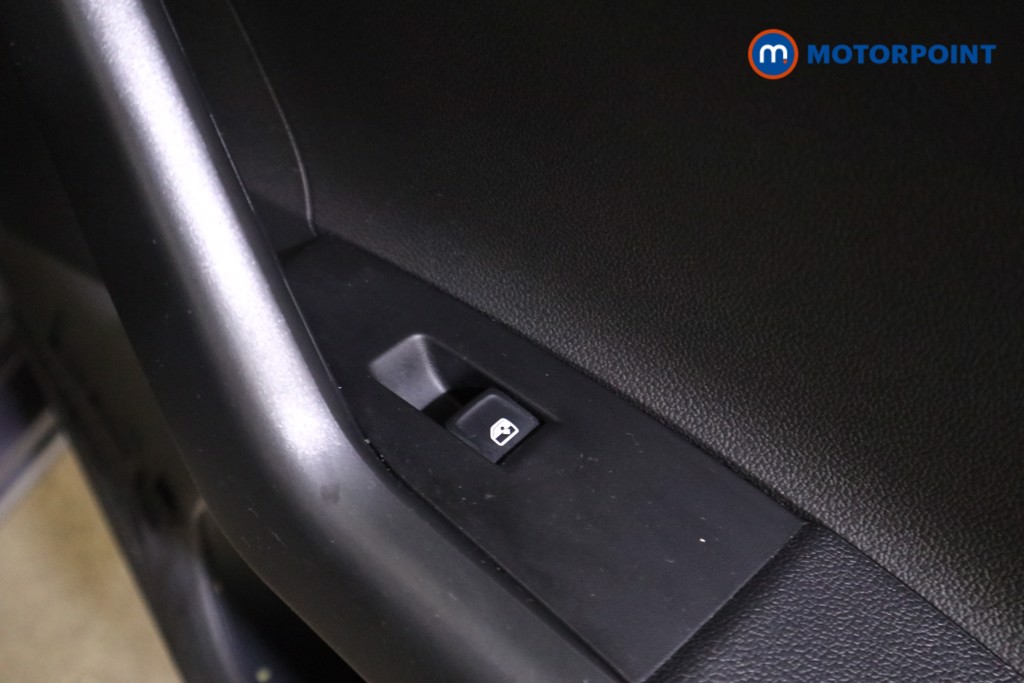 Volkswagen Polo Life Manual Petrol Hatchback - Stock Number (1623350) - 20th supplementary image