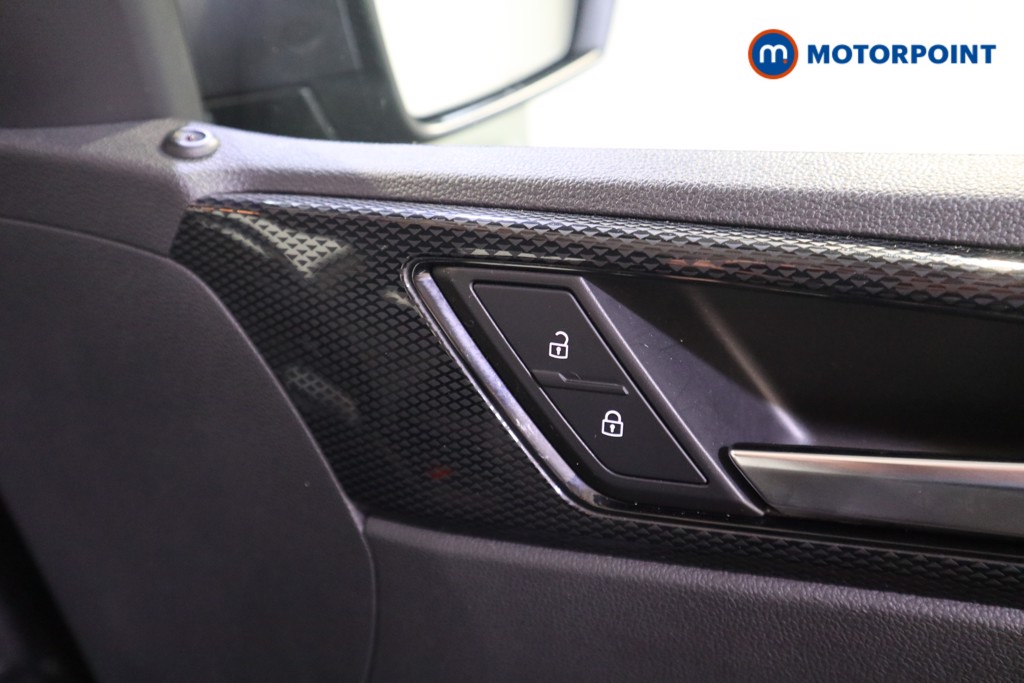 Volkswagen Polo Life Manual Petrol Hatchback - Stock Number (1623352) - 15th supplementary image