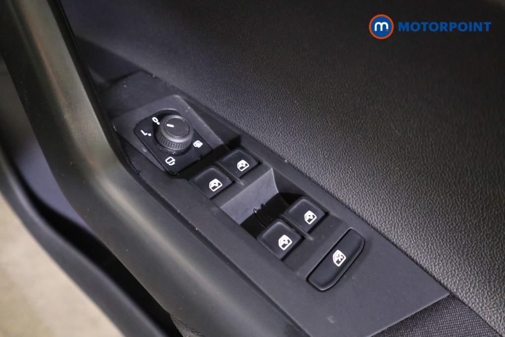 Volkswagen Polo Life Manual Petrol Hatchback - Stock Number (1623352) - 16th supplementary image