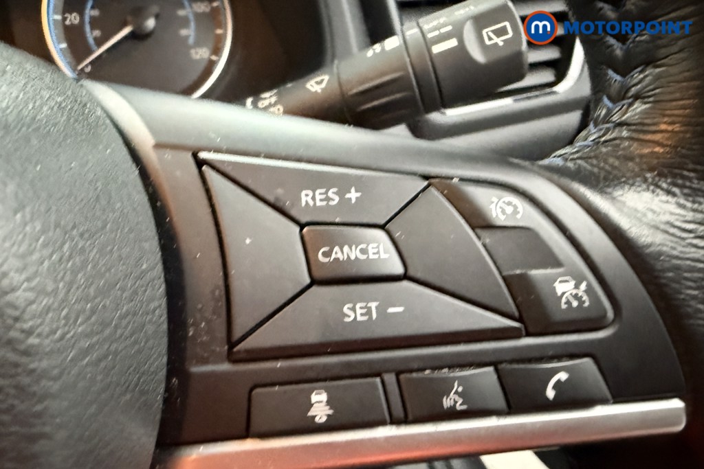 Nissan Leaf N-Connecta Automatic Electric Hatchback - Stock Number (1624091) - 4th supplementary image