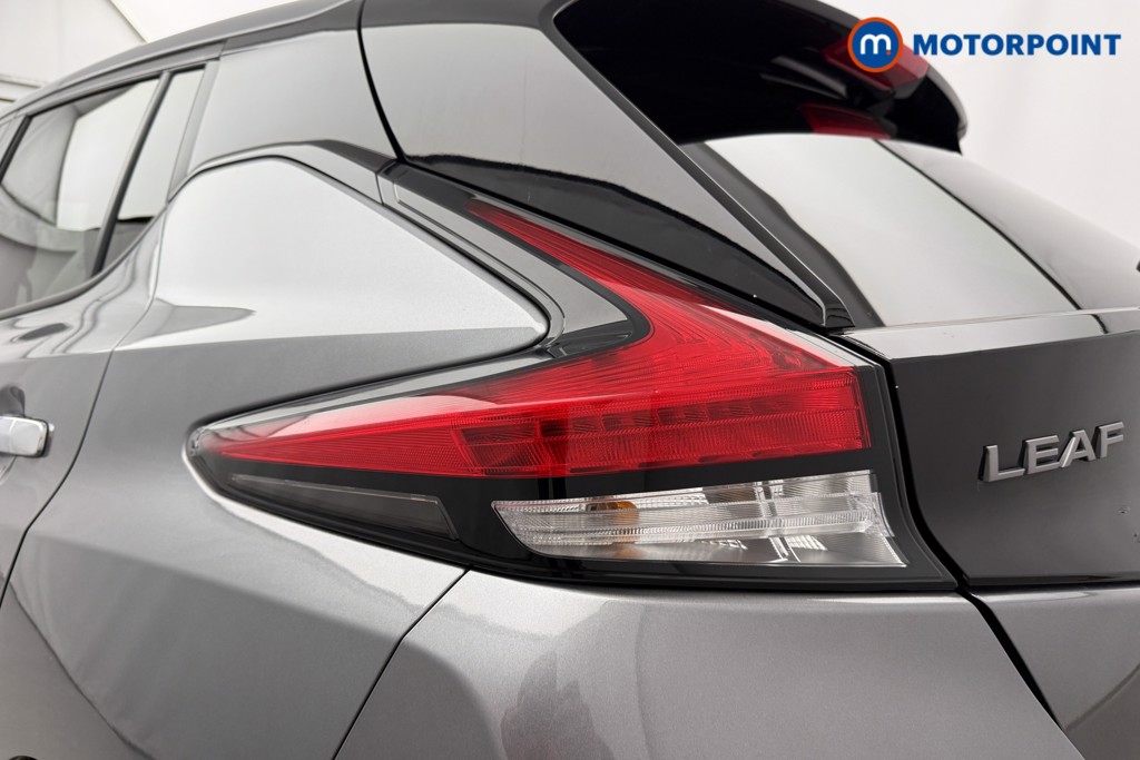 Nissan Leaf N-Connecta Automatic Electric Hatchback - Stock Number (1624091) - 19th supplementary image