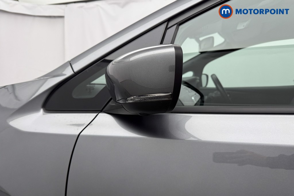 Nissan Leaf N-Connecta Automatic Electric Hatchback - Stock Number (1624091) - 20th supplementary image