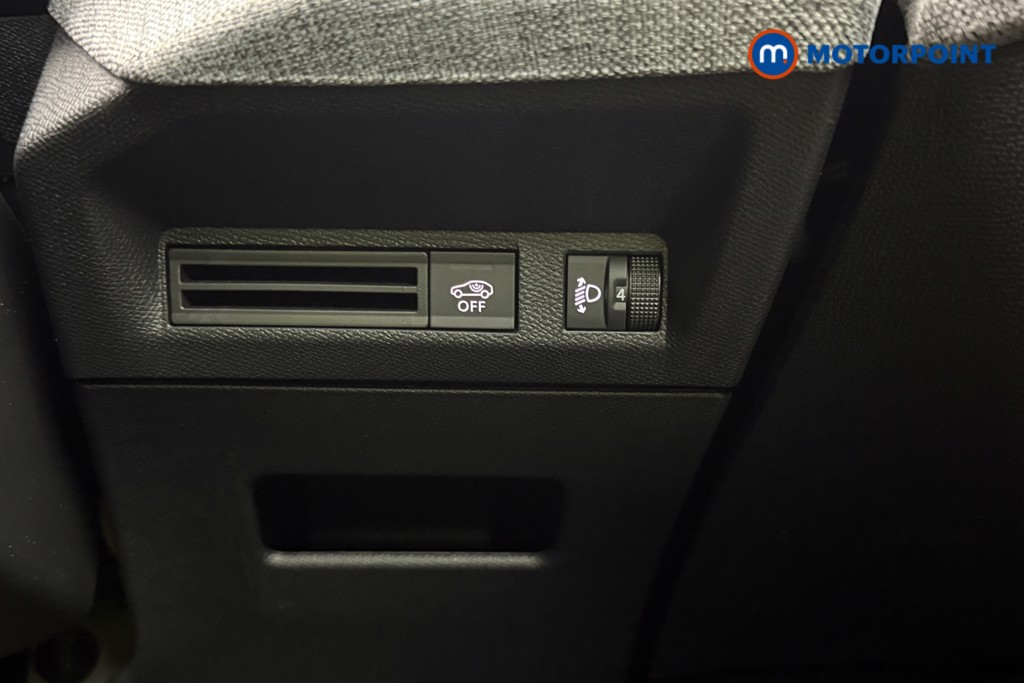 Peugeot 5008 Allure Automatic Petrol SUV - Stock Number (1624685) - 25th supplementary image