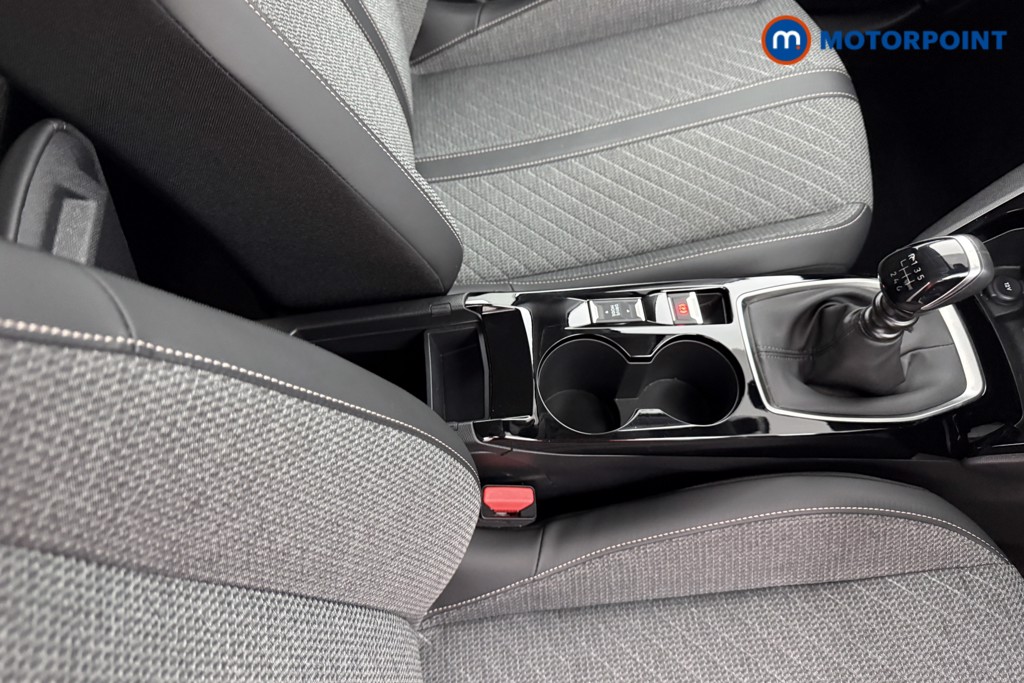 Peugeot 208 Allure Manual Petrol Hatchback - Stock Number (1624814) - 12th supplementary image