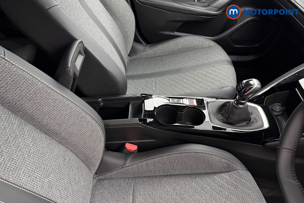 Peugeot 2008 Allure Manual Petrol SUV - Stock Number (1625018) - 12th supplementary image