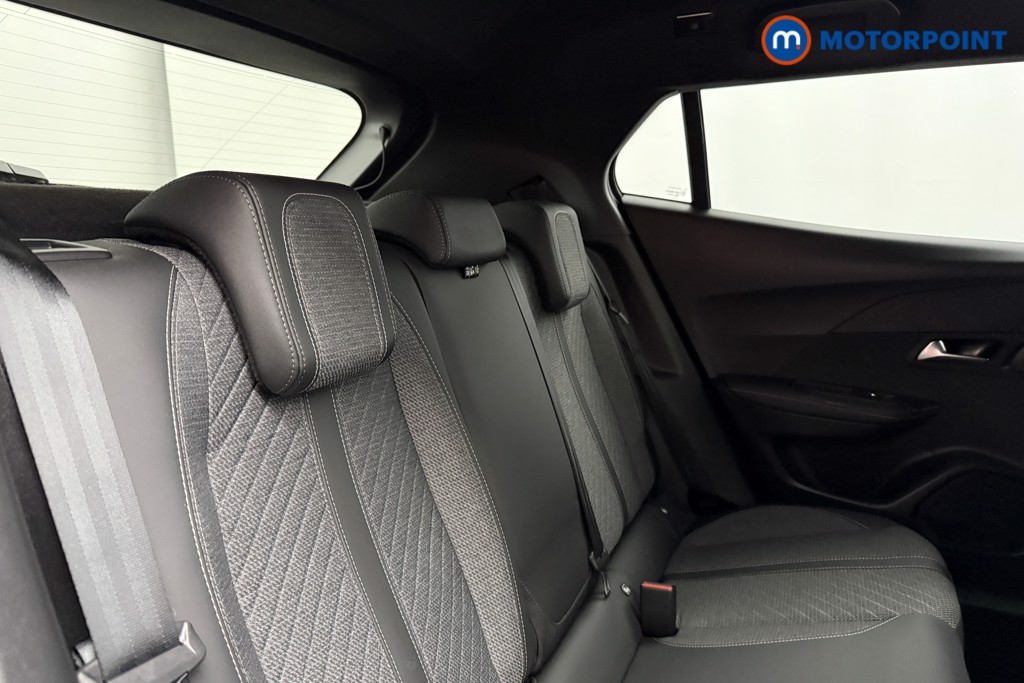 Peugeot 2008 Allure Manual Petrol SUV - Stock Number (1625018) - 19th supplementary image