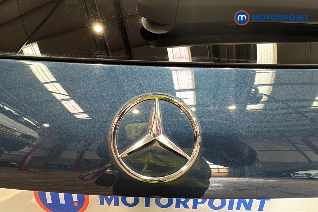 Mercedes-Benz A Class Amg Line Executive Edition Automatic Petrol Hatchback - Stock Number (1625036) - 37th supplementary image