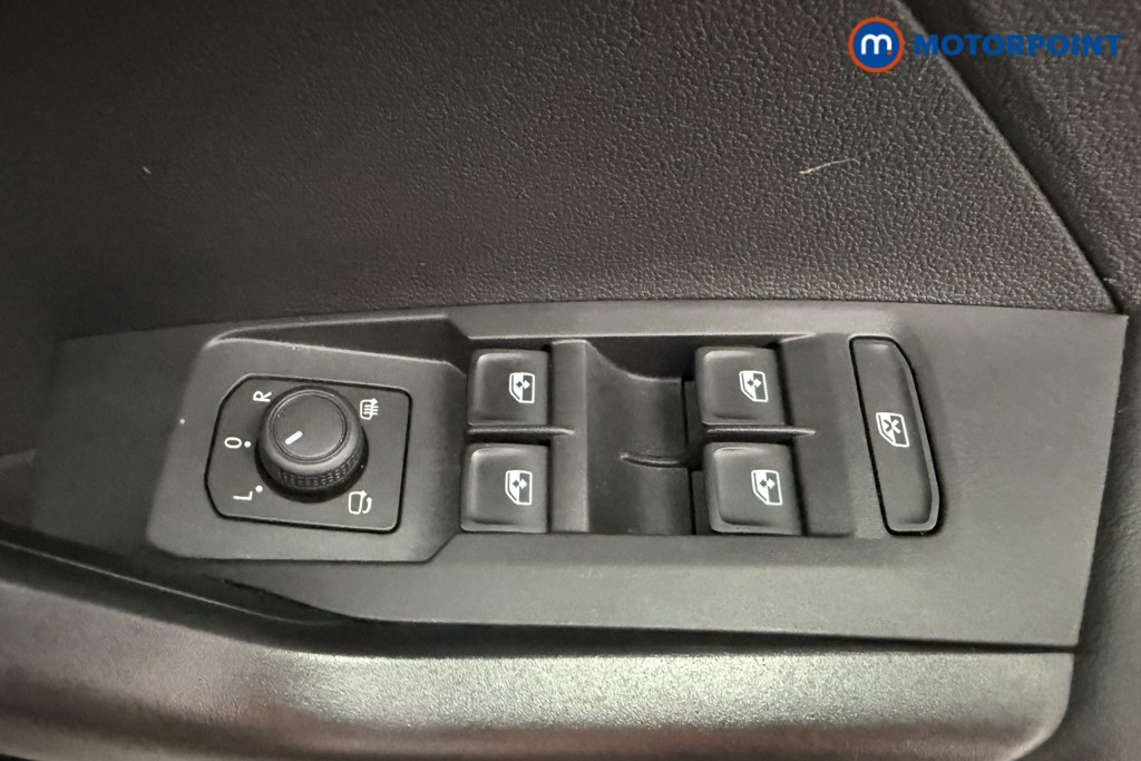 Volkswagen T-Cross Black Edition Automatic Petrol SUV - Stock Number (1626710) - 15th supplementary image