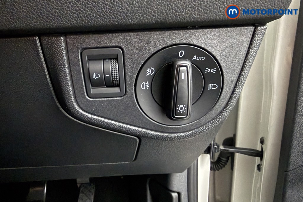 Volkswagen Taigo Life Manual Petrol SUV - Stock Number (1626822) - 5th supplementary image