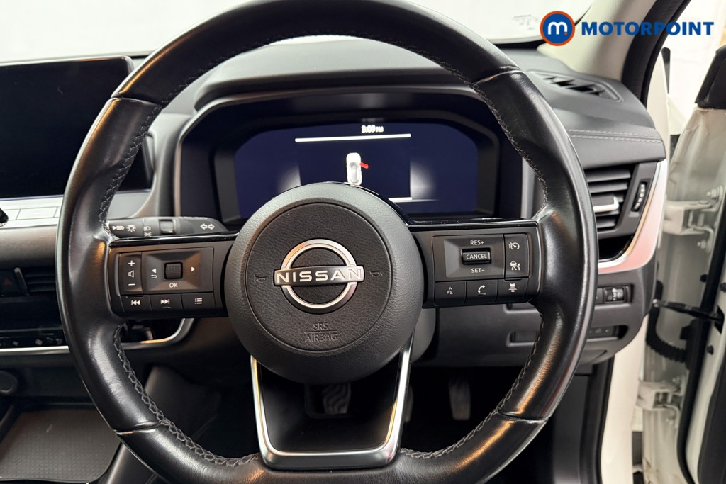 Nissan Qashqai N-Connecta Manual Petrol SUV - Stock Number (1627377) - 2nd supplementary image