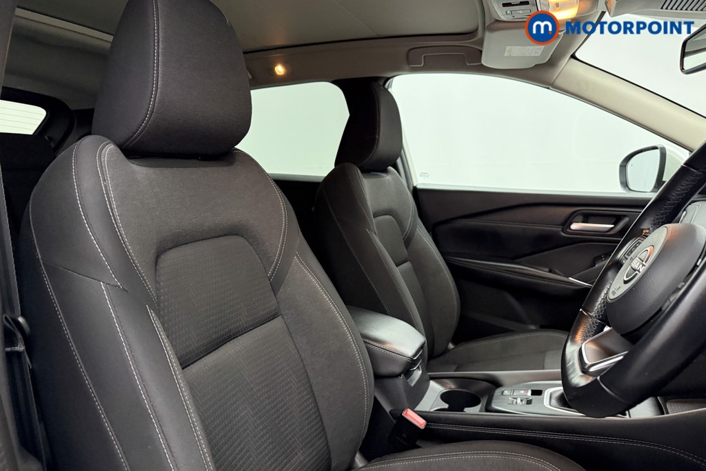 Nissan Qashqai N-Connecta Manual Petrol SUV - Stock Number (1627377) - 13th supplementary image