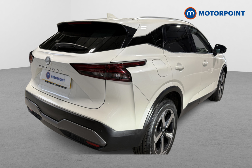 Nissan Qashqai N-Connecta Manual Petrol SUV - Stock Number (1627377) - Drivers side rear corner
