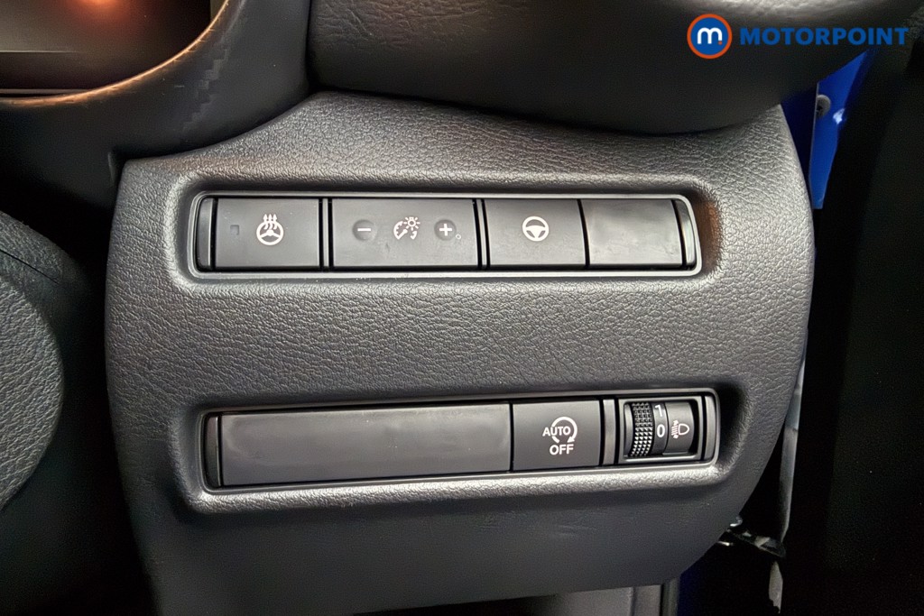 Nissan Juke Tekna Automatic Petrol SUV - Stock Number (1627466) - 5th supplementary image