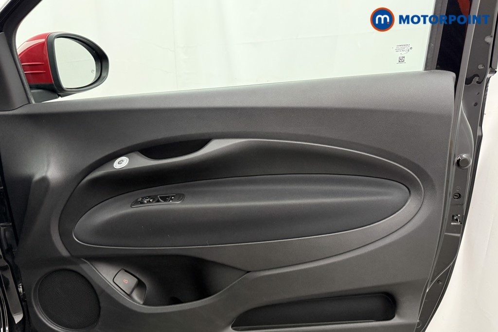 Fiat 500 RED Automatic Electric Hatchback - Stock Number (1627673) - 13th supplementary image