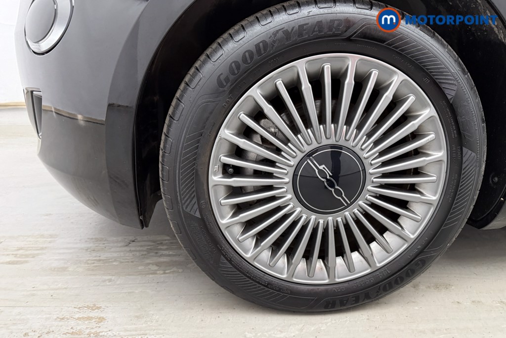 Fiat 500 RED Automatic Electric Hatchback - Stock Number (1627673) - 18th supplementary image