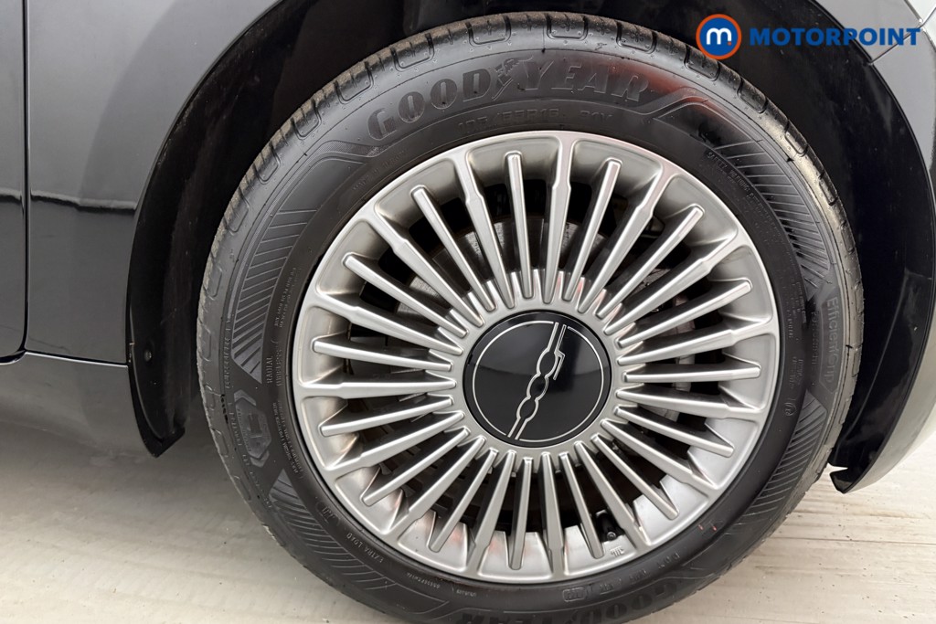 Fiat 500 RED Automatic Electric Hatchback - Stock Number (1627673) - 21st supplementary image