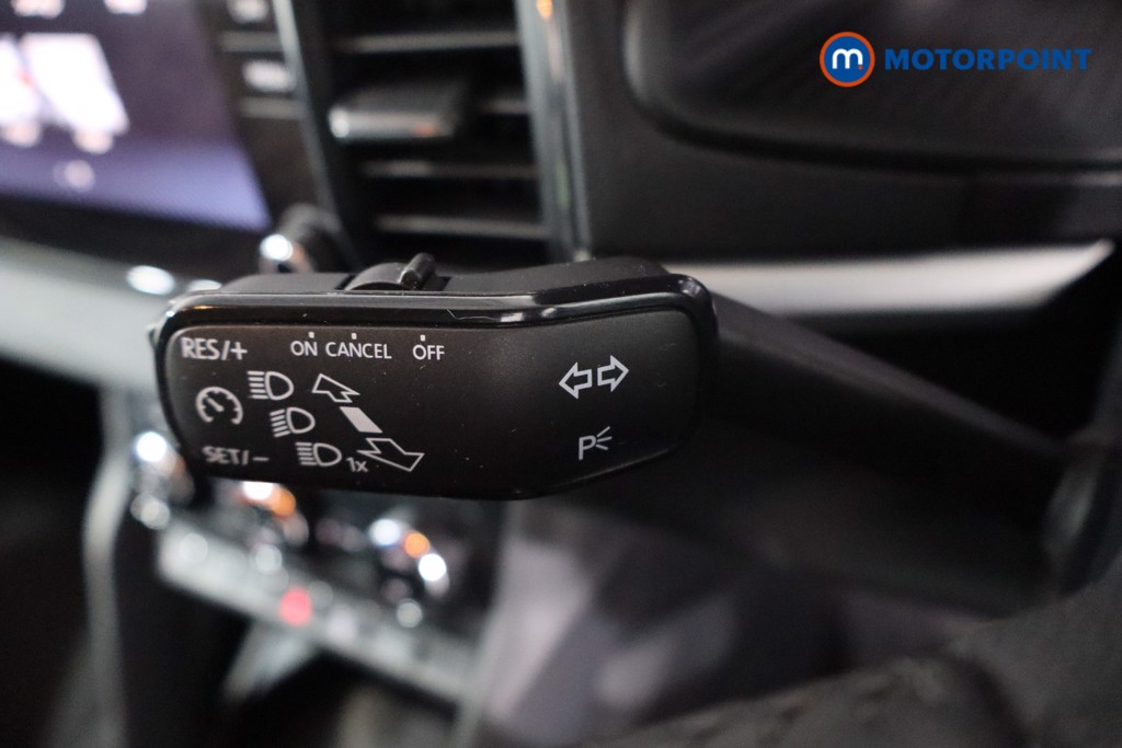 Skoda Karoq Se Drive Manual Petrol SUV - Stock Number (1627917) - 14th supplementary image