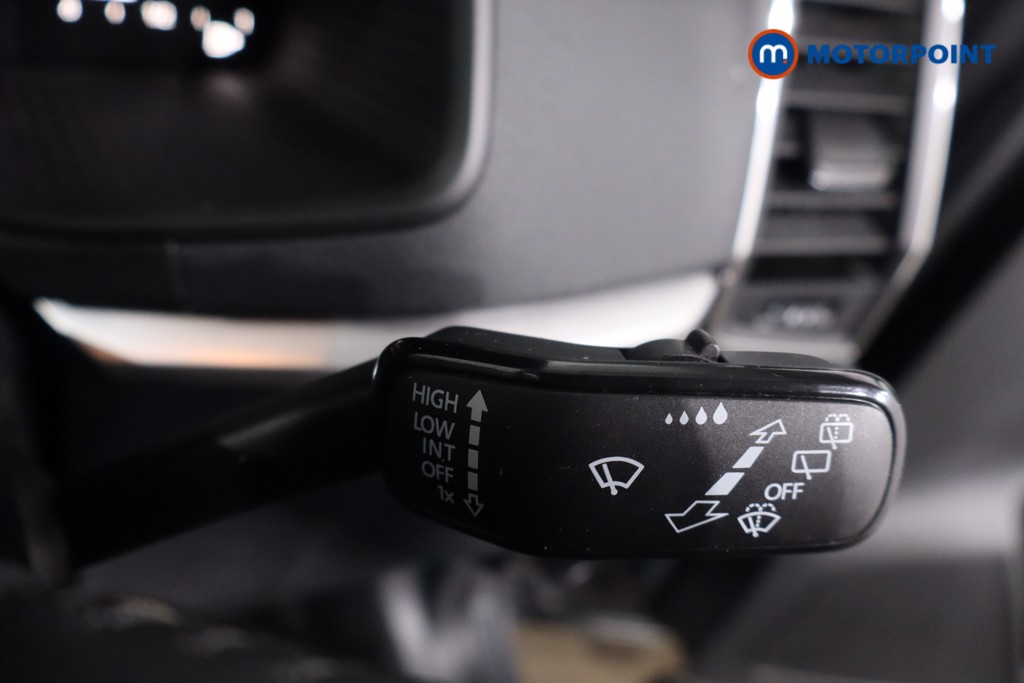 Skoda Karoq Se Drive Manual Petrol SUV - Stock Number (1627917) - 15th supplementary image