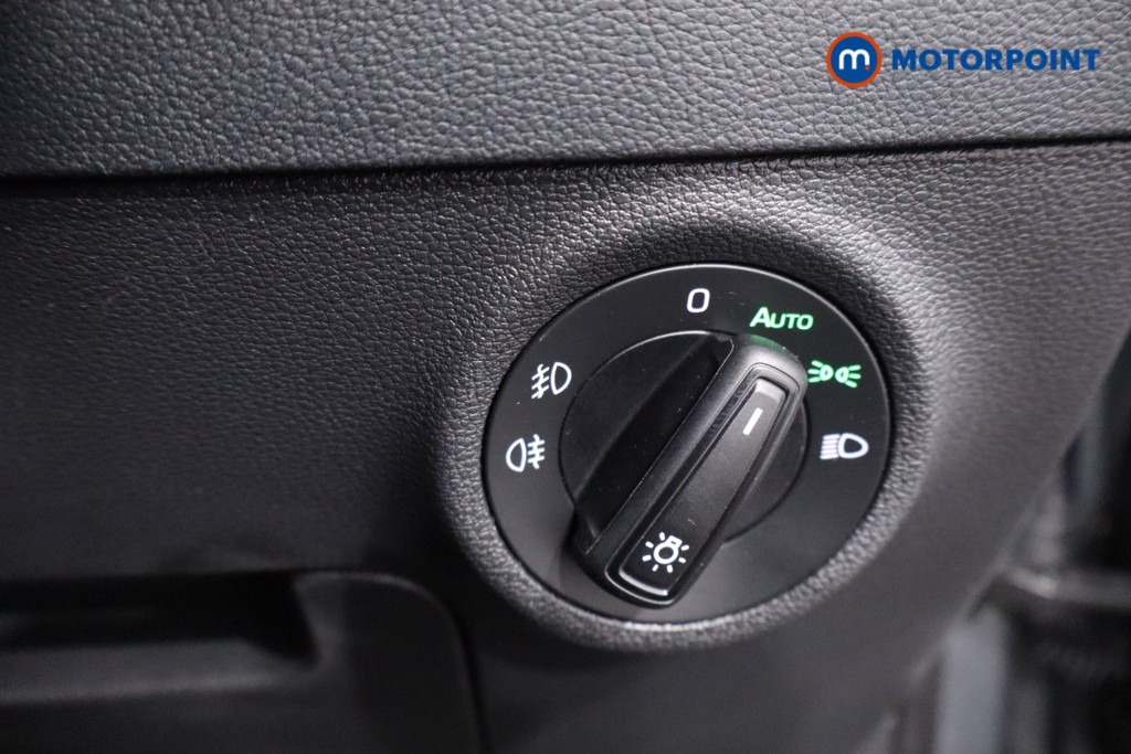 Skoda Karoq Se Drive Manual Petrol SUV - Stock Number (1627917) - 18th supplementary image
