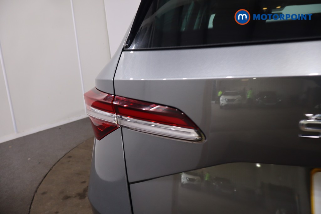 Skoda Karoq Se Drive Manual Petrol SUV - Stock Number (1627917) - 37th supplementary image