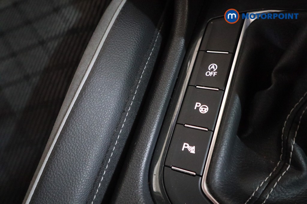 Volkswagen Tiguan R-Line Automatic Petrol SUV - Stock Number (1628047) - 12th supplementary image