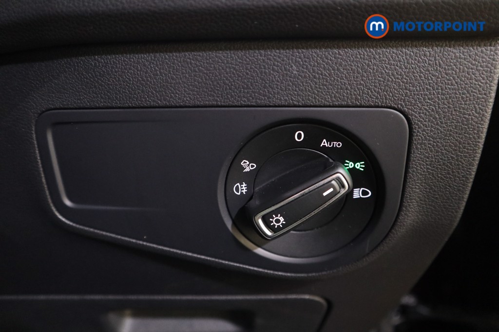 Volkswagen Tiguan R-Line Automatic Petrol SUV - Stock Number (1628047) - 15th supplementary image