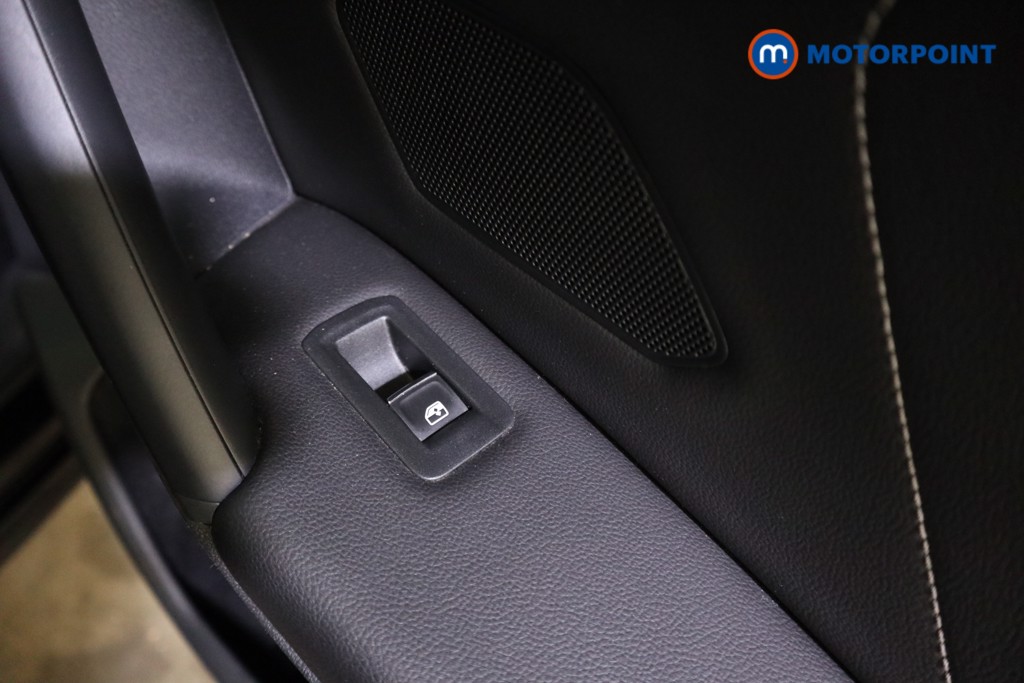 Volkswagen Tiguan R-Line Automatic Petrol SUV - Stock Number (1628047) - 25th supplementary image