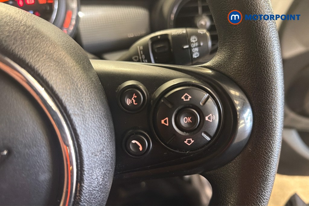 Mini Hatchback Cooper Classic Manual Petrol Hatchback - Stock Number (1629749) - 4th supplementary image