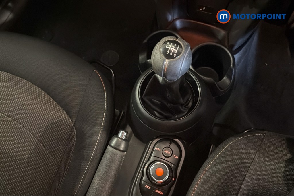 Mini Hatchback Cooper Classic Manual Petrol Hatchback - Stock Number (1629749) - 15th supplementary image