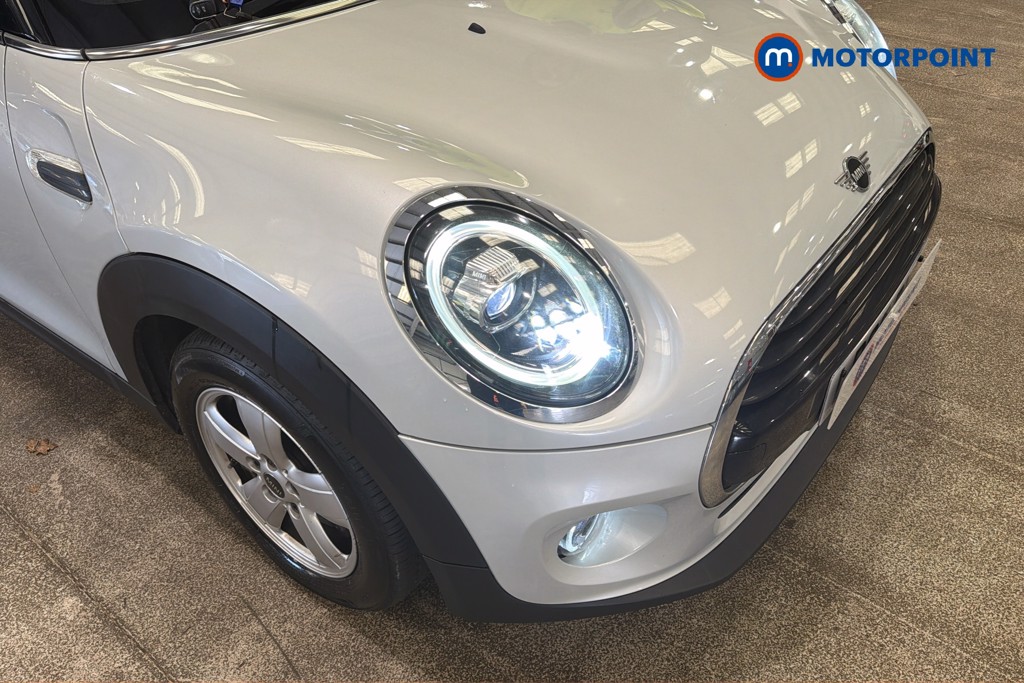 Mini Hatchback Cooper Classic Manual Petrol Hatchback - Stock Number (1629749) - 44th supplementary image