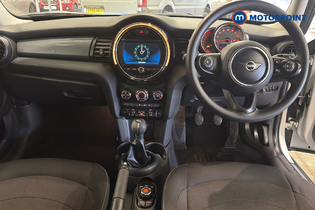 Mini Hatchback Cooper Classic Manual Petrol Hatchback - Stock Number (1629749) - 1st supplementary image