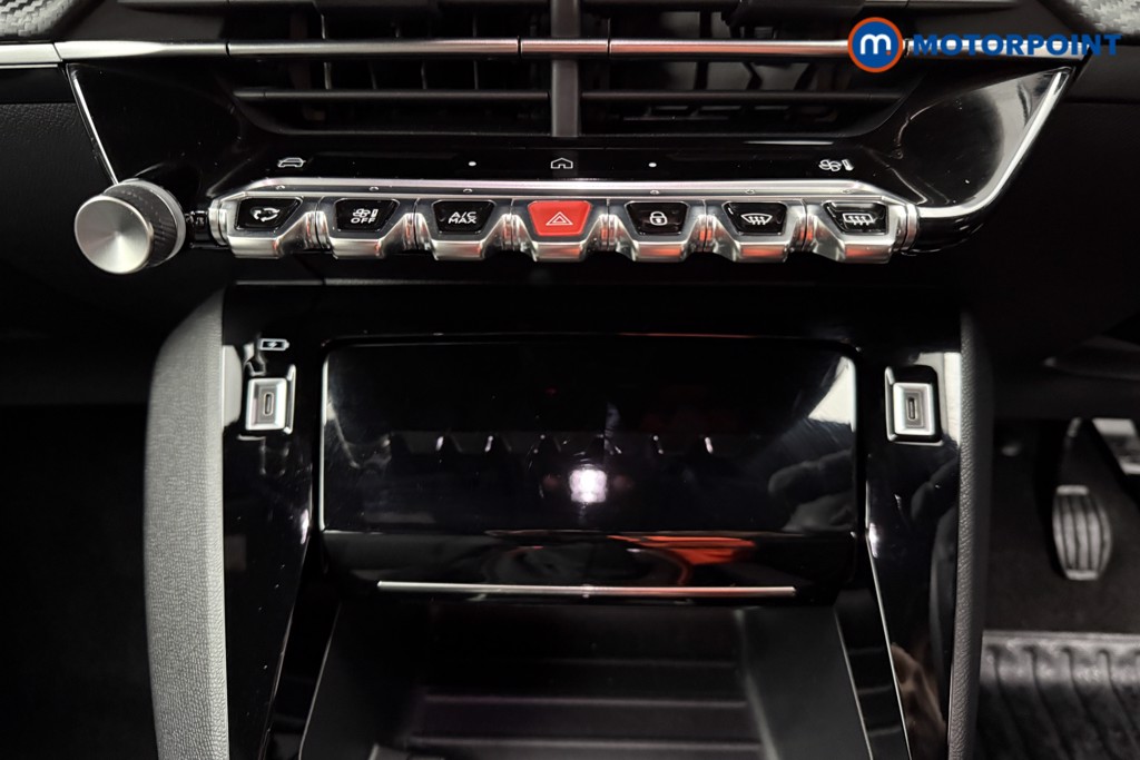 Peugeot 2008 Allure Manual Petrol SUV - Stock Number (1630155) - 10th supplementary image