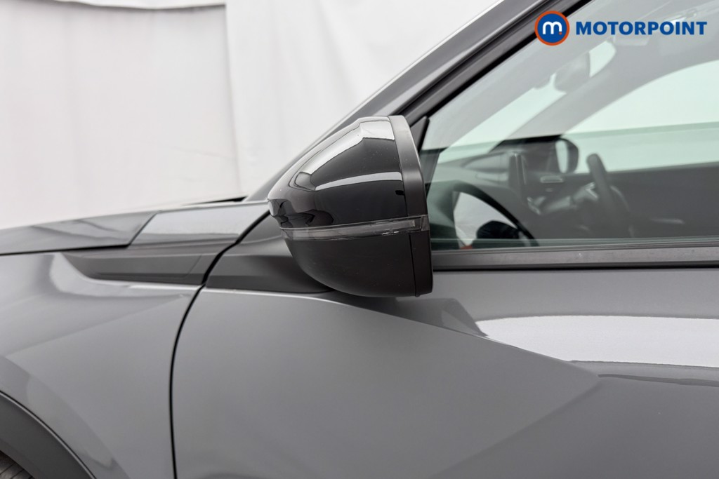 Peugeot 2008 Allure Manual Petrol SUV - Stock Number (1630155) - 21st supplementary image