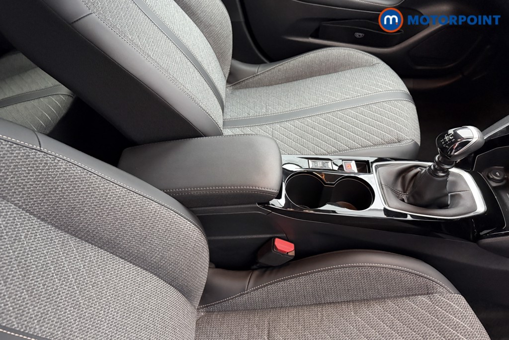 Peugeot 208 Allure Manual Petrol Hatchback - Stock Number (1630166) - 14th supplementary image