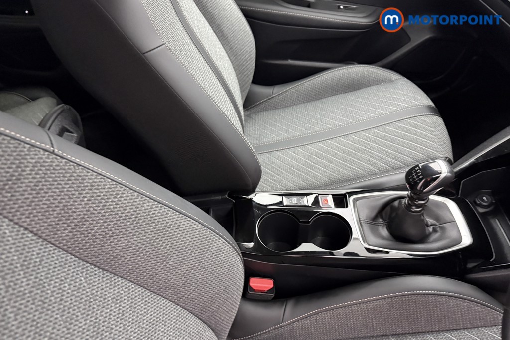 Peugeot 208 Allure Manual Petrol Hatchback - Stock Number (1630237) - 12th supplementary image