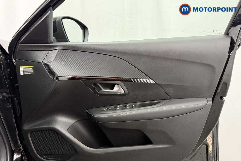 Peugeot 208 Allure Manual Petrol Hatchback - Stock Number (1630237) - 15th supplementary image