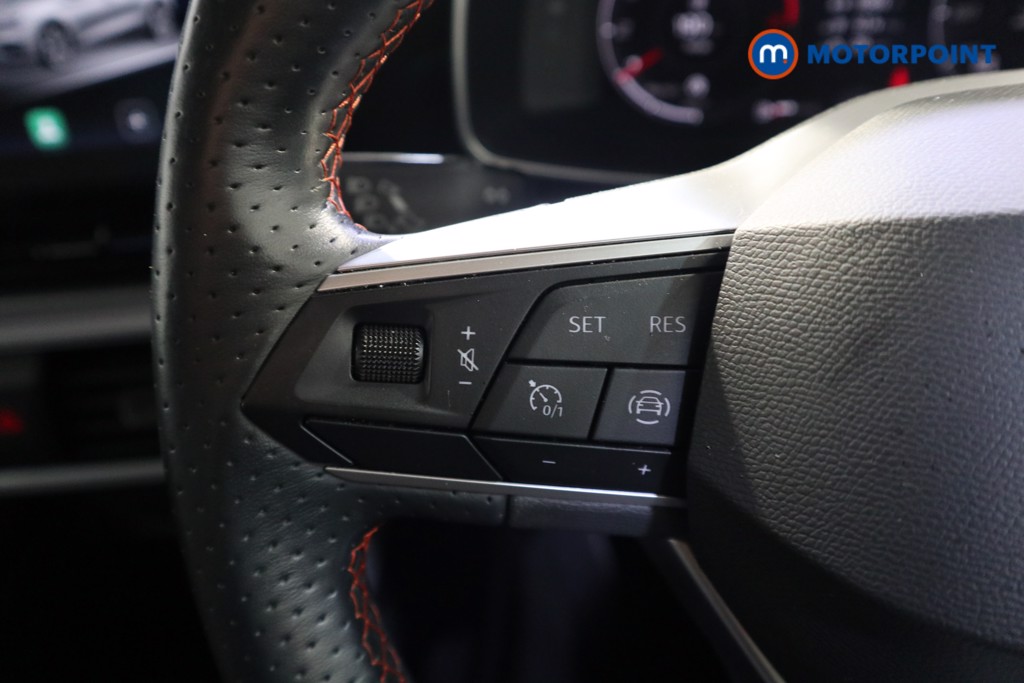 Seat Leon FR Manual Petrol Hatchback - Stock Number (1630435) - 3rd supplementary image