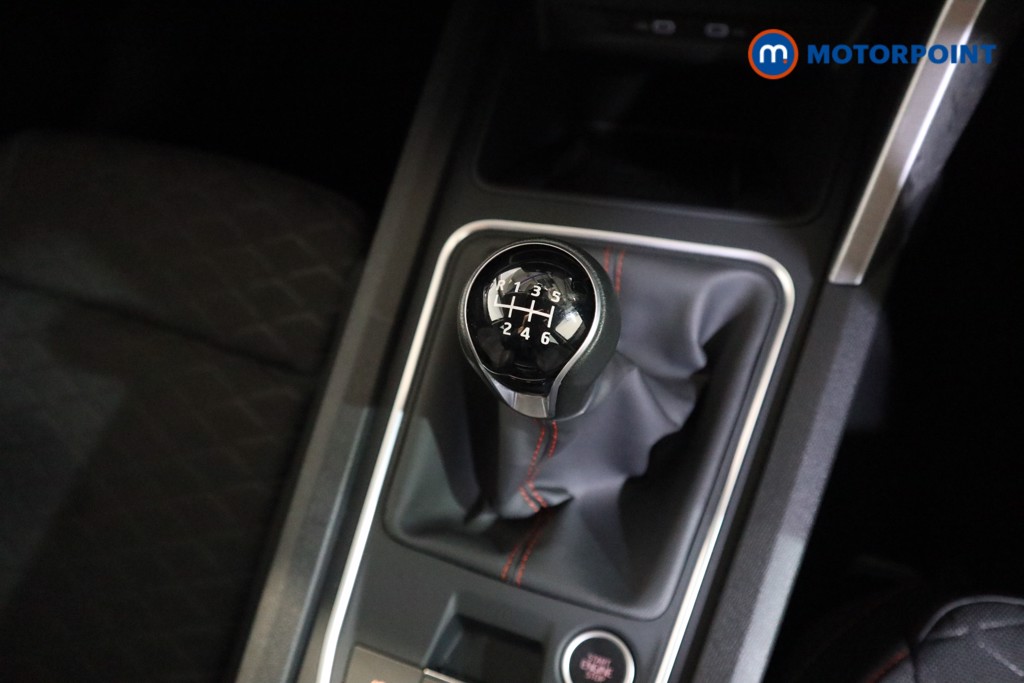 Seat Leon FR Manual Petrol Hatchback - Stock Number (1630435) - 9th supplementary image