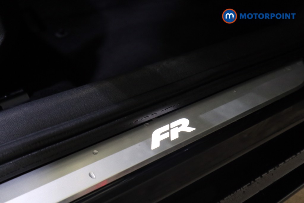 Seat Leon FR Manual Petrol Hatchback - Stock Number (1630435) - 14th supplementary image