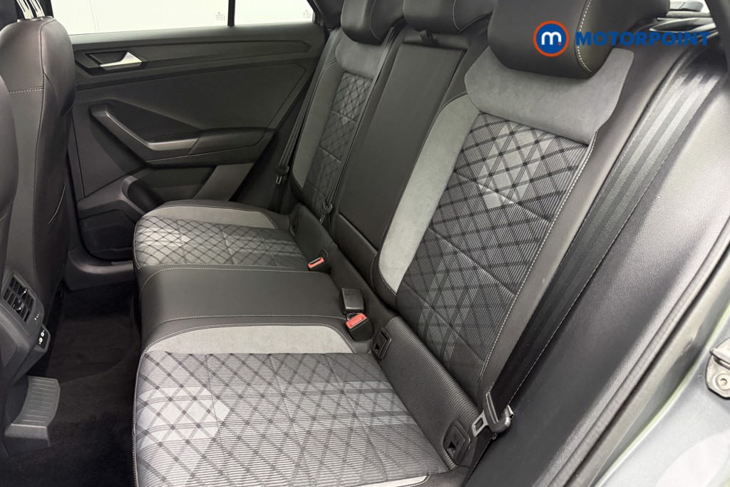 Volkswagen T-Roc R-Line Manual Petrol SUV - Stock Number (1630599) - 6th supplementary image