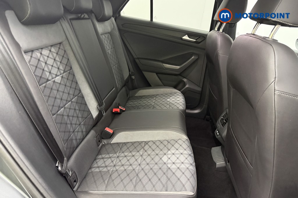 Volkswagen T-Roc R-Line Manual Petrol SUV - Stock Number (1630599) - 9th supplementary image