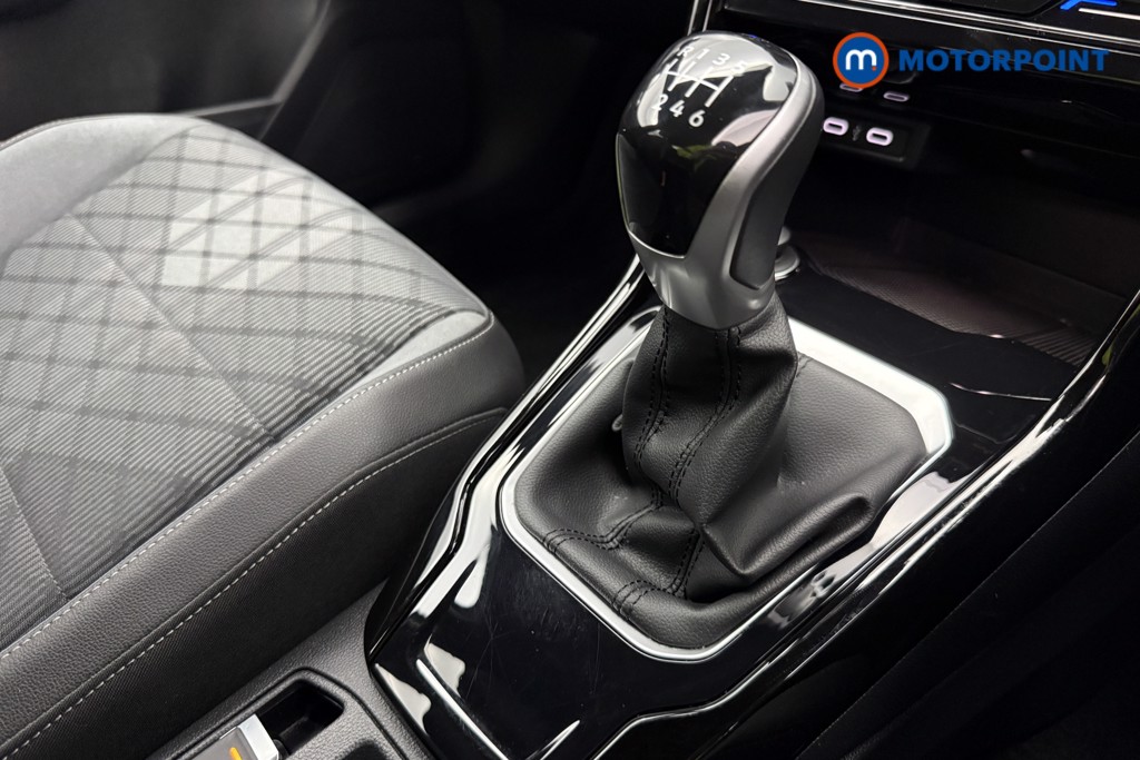 Volkswagen T-Roc R-Line Manual Petrol SUV - Stock Number (1630599) - 19th supplementary image