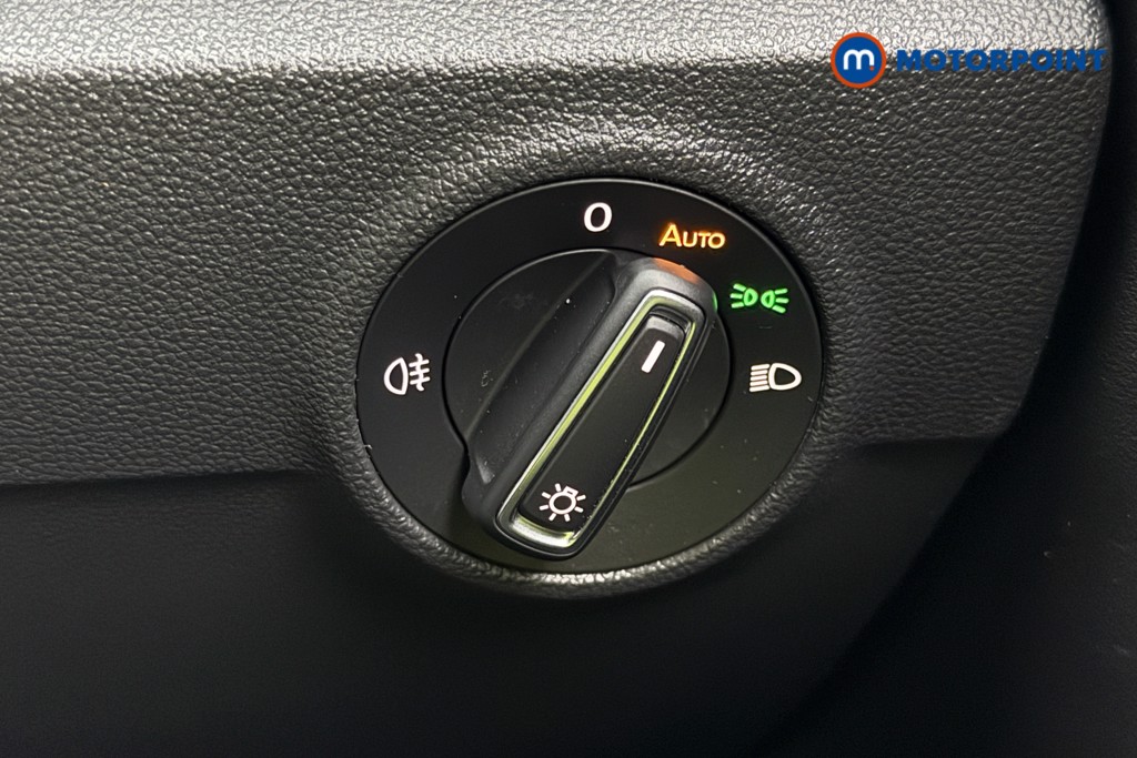 Volkswagen T-Roc R-Line Manual Petrol SUV - Stock Number (1630599) - 22nd supplementary image