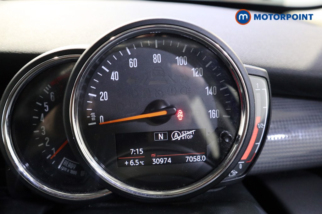 Mini Hatchback Cooper Manual Petrol Hatchback - Stock Number (1630621) - 5th supplementary image