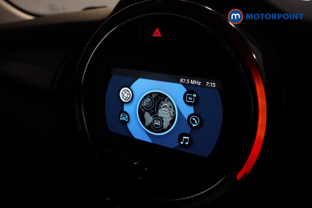 Mini Hatchback Cooper Manual Petrol Hatchback - Stock Number (1630621) - 6th supplementary image