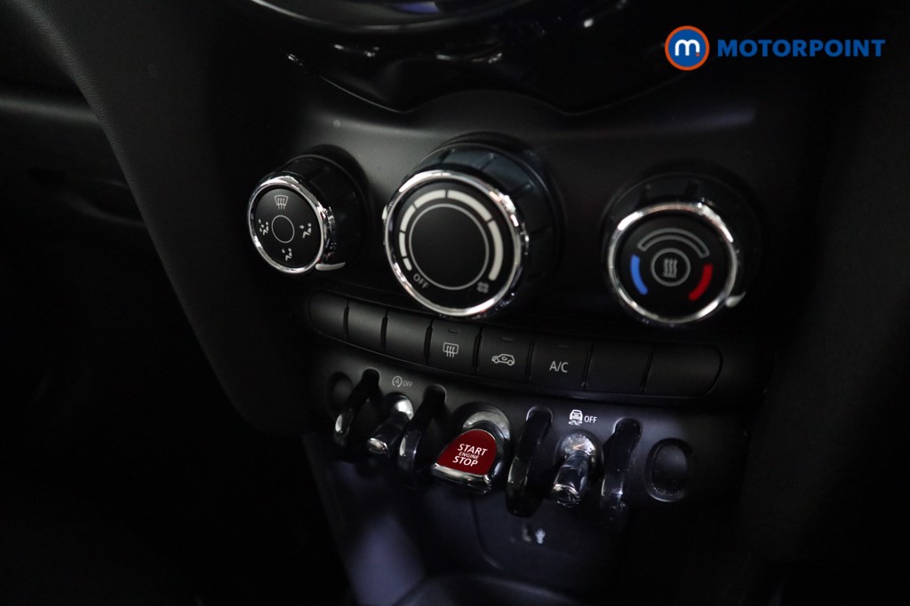 Mini Hatchback Cooper Manual Petrol Hatchback - Stock Number (1630621) - 7th supplementary image