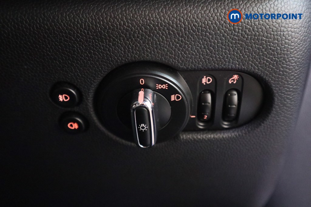 Mini Hatchback Cooper Manual Petrol Hatchback - Stock Number (1630621) - 12th supplementary image