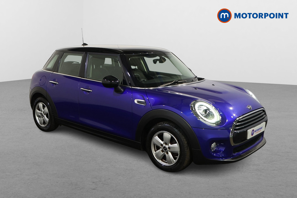 Mini Hatchback Cooper Manual Petrol Hatchback - Stock Number (1630621) - Drivers side front corner