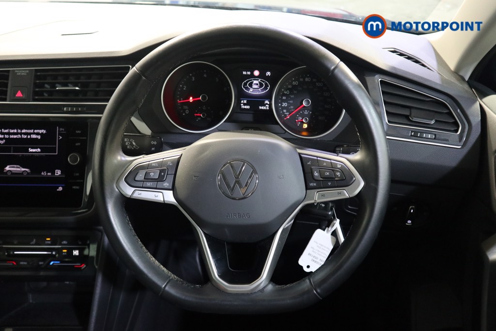 Volkswagen Tiguan Life Manual Petrol SUV - Stock Number (1630840) - 2nd supplementary image